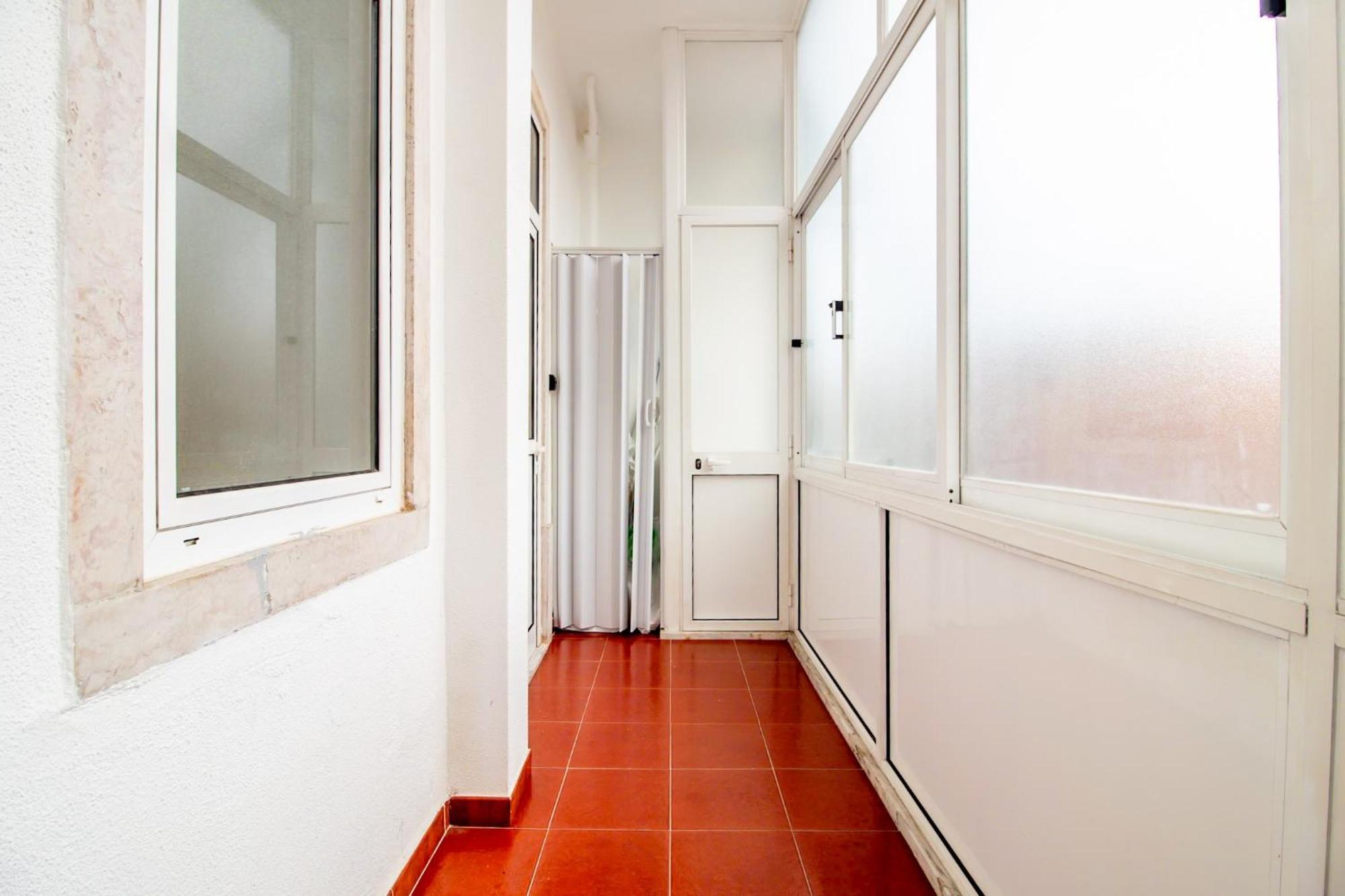 Hotel Arroios - Second Floor Lisbona Esterno foto
